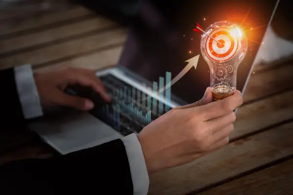 turn visitors into customers